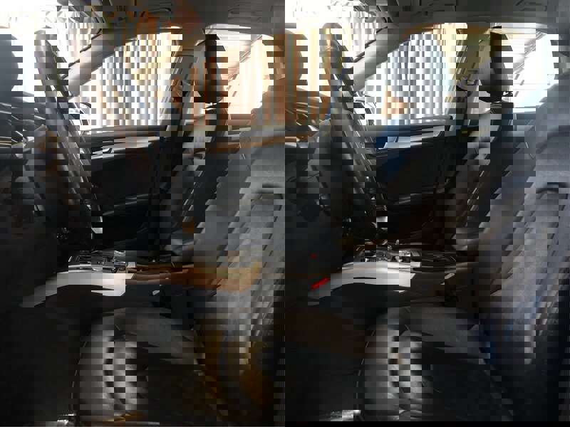 Used 2016 Audi A4 2.0T Premium image 9