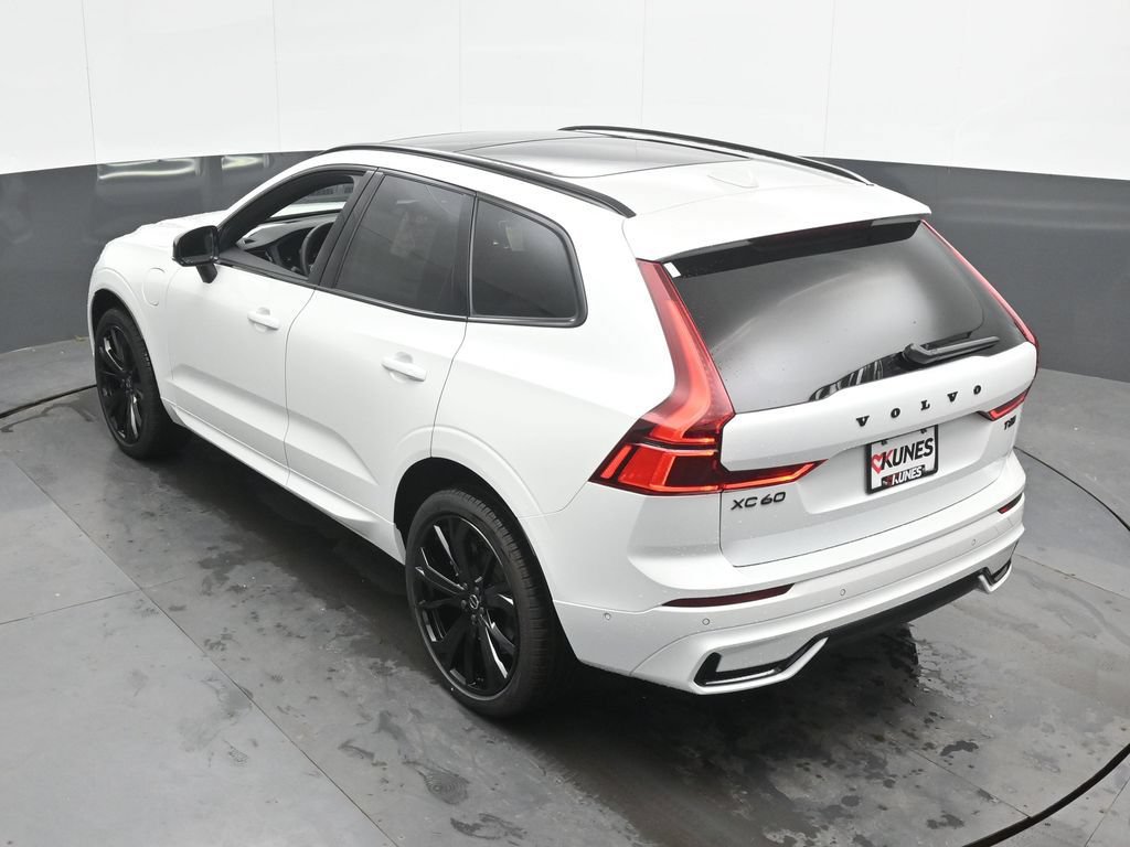 New 2026 Volvo XC60 T8 Ultra w/ Climate Package AWD/4WD image 31