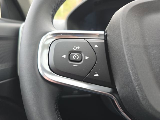 New 2026 Volvo XC40 B5 Plus AWD/4WD image 29