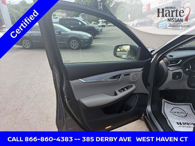 Used 2023 INFINITI QX50 Luxe AWD/4WD image 2