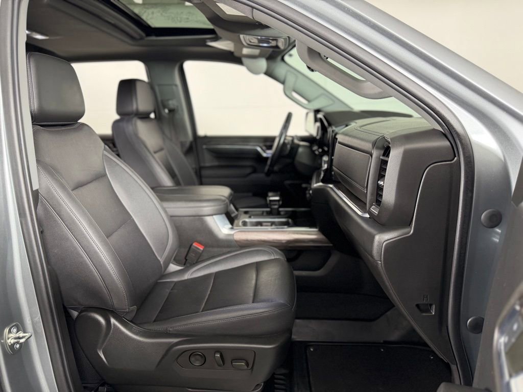 Certified 2023 Chevrolet Silverado 1500 LTZ w/ LTZ Premium Package image 47