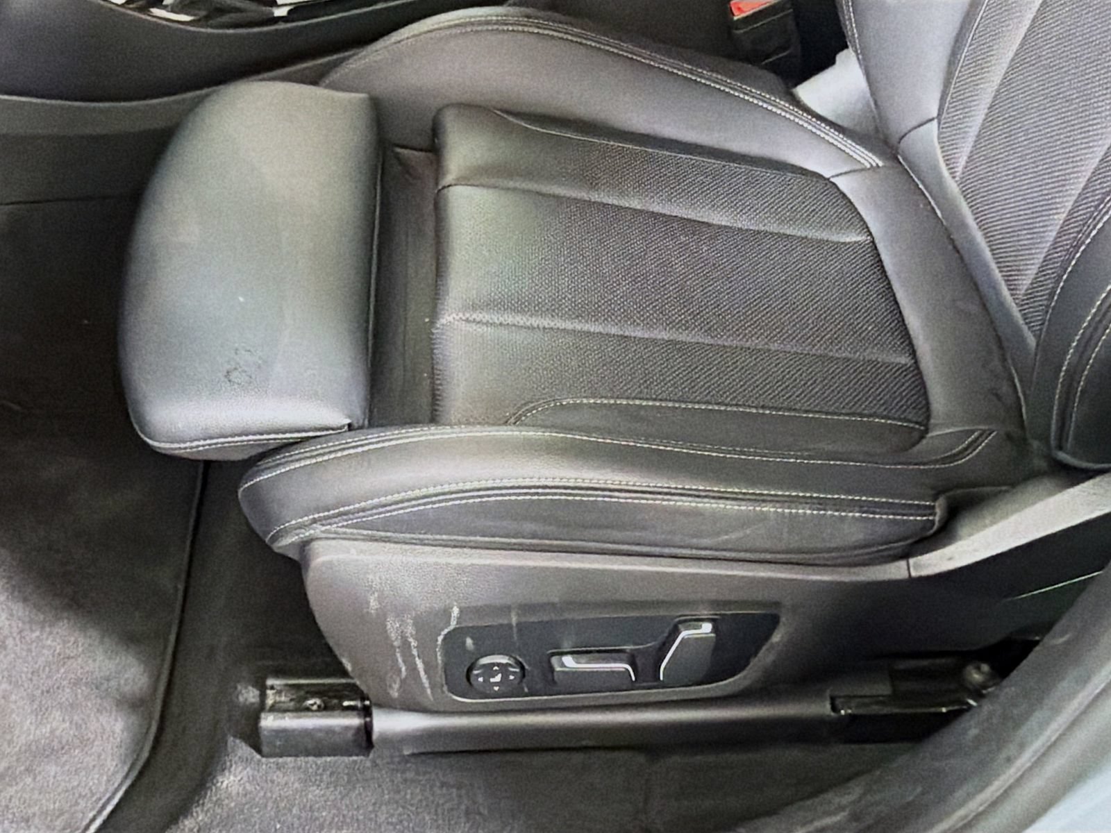 Used 2024 BMW X3 xDrive30i AWD/4WD image 23