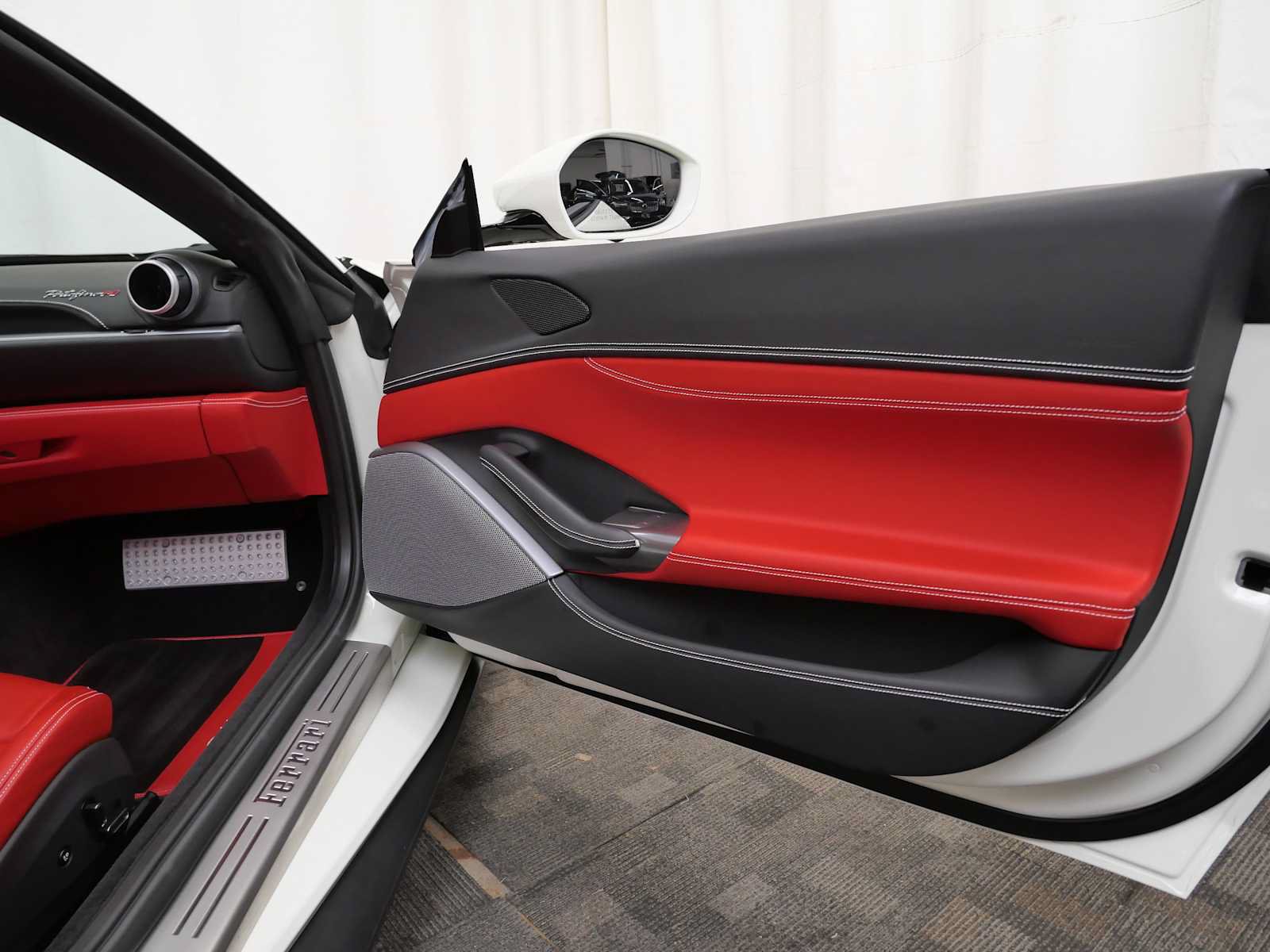 Certified 2022 Ferrari Portofino M RWD image 15
