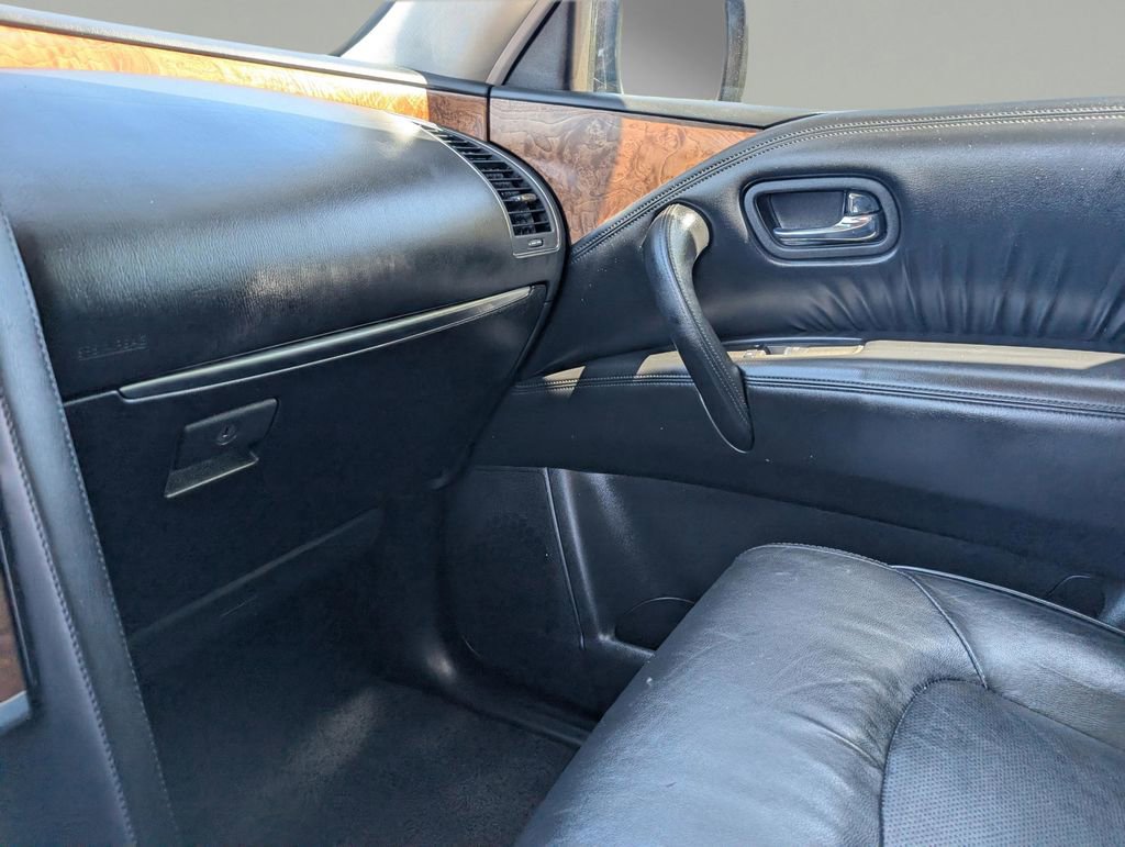 Used 2022 Nissan Armada SL w/ Captain's Chairs Package image 31