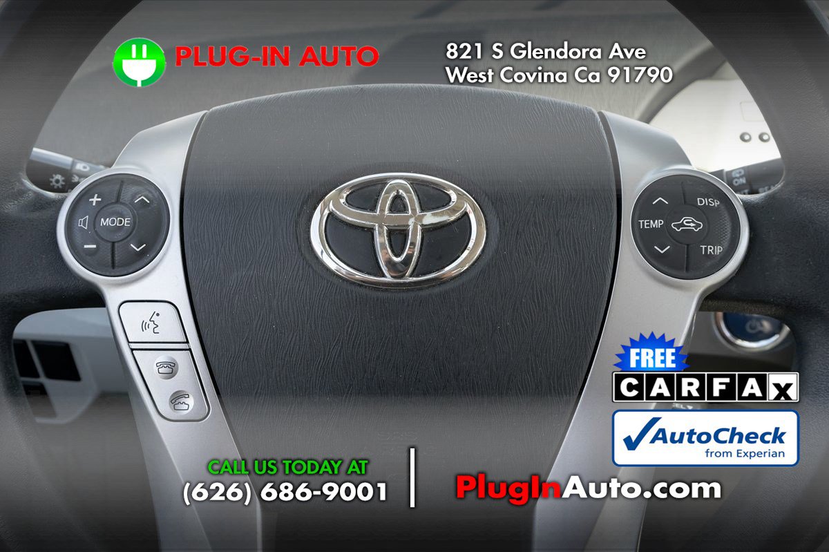 Used 2012 Toyota Prius Three image 16