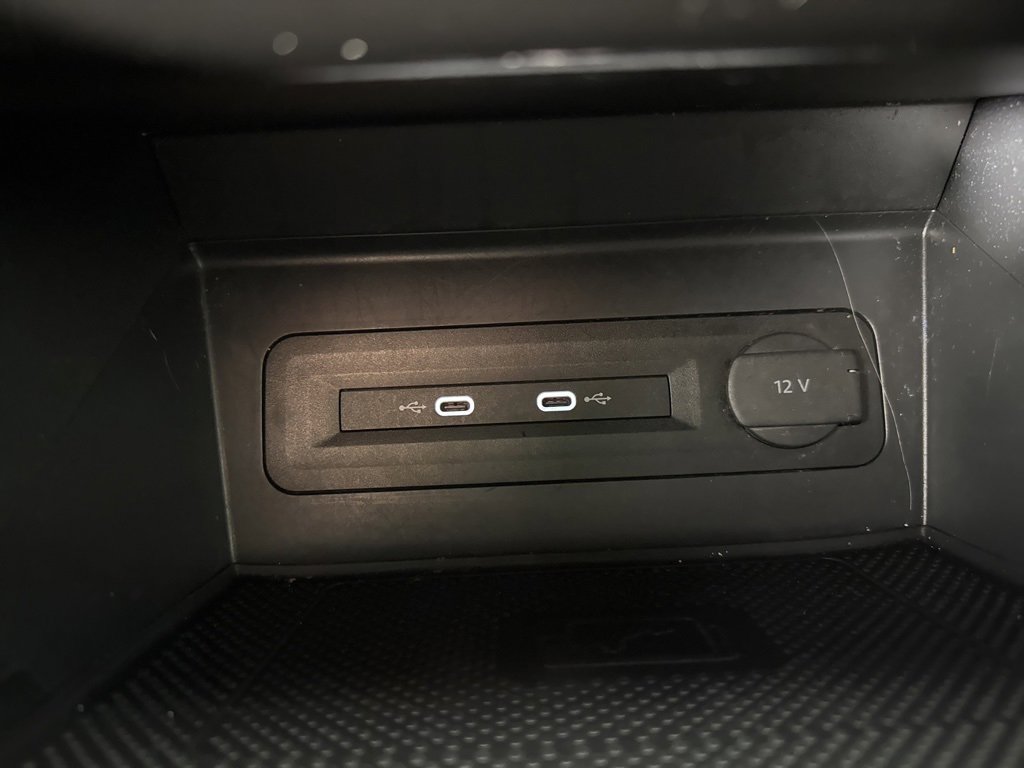 Used 2022 Volkswagen Atlas Cross Sport SEL image 20