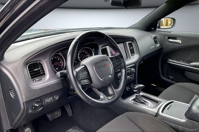 Used 2023 Dodge Charger SXT image 16