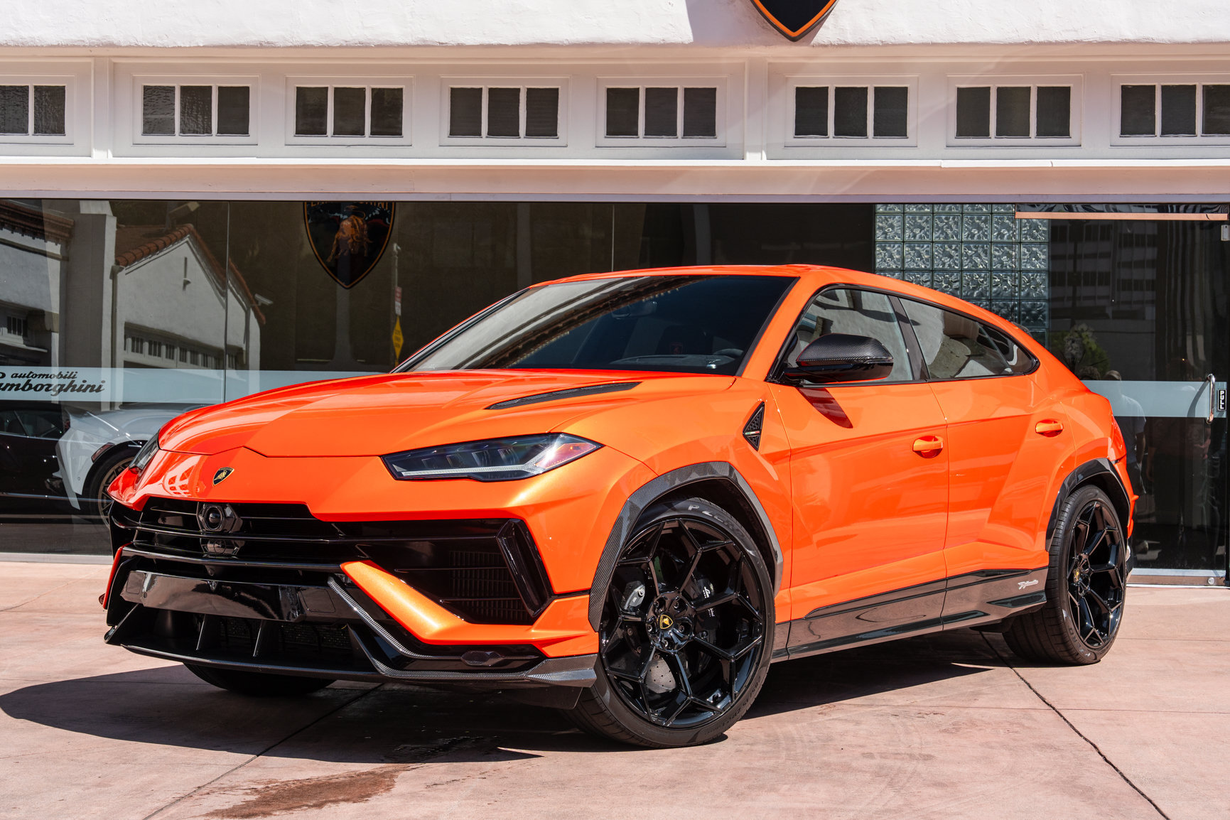 Used 2024 Lamborghini Urus Performante AWD/4WD image 16