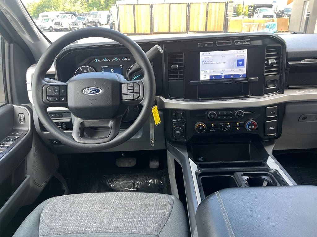 Used 2024 Ford F350 XLT w/ FX4 Off-Road Package AWD/4WD image 12
