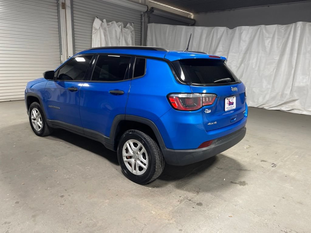 Used 2017 Jeep Compass Sport AWD/4WD image 5