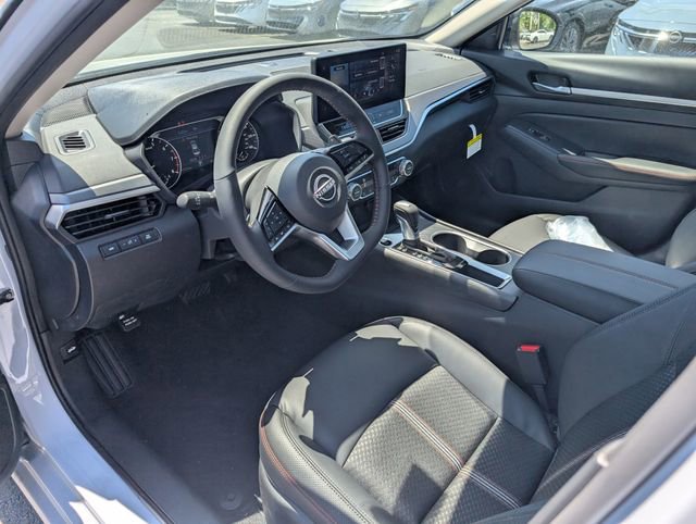 New 2026 Nissan Altima 2.5 SR w/ SR Midnight Edition Package FWD image 14