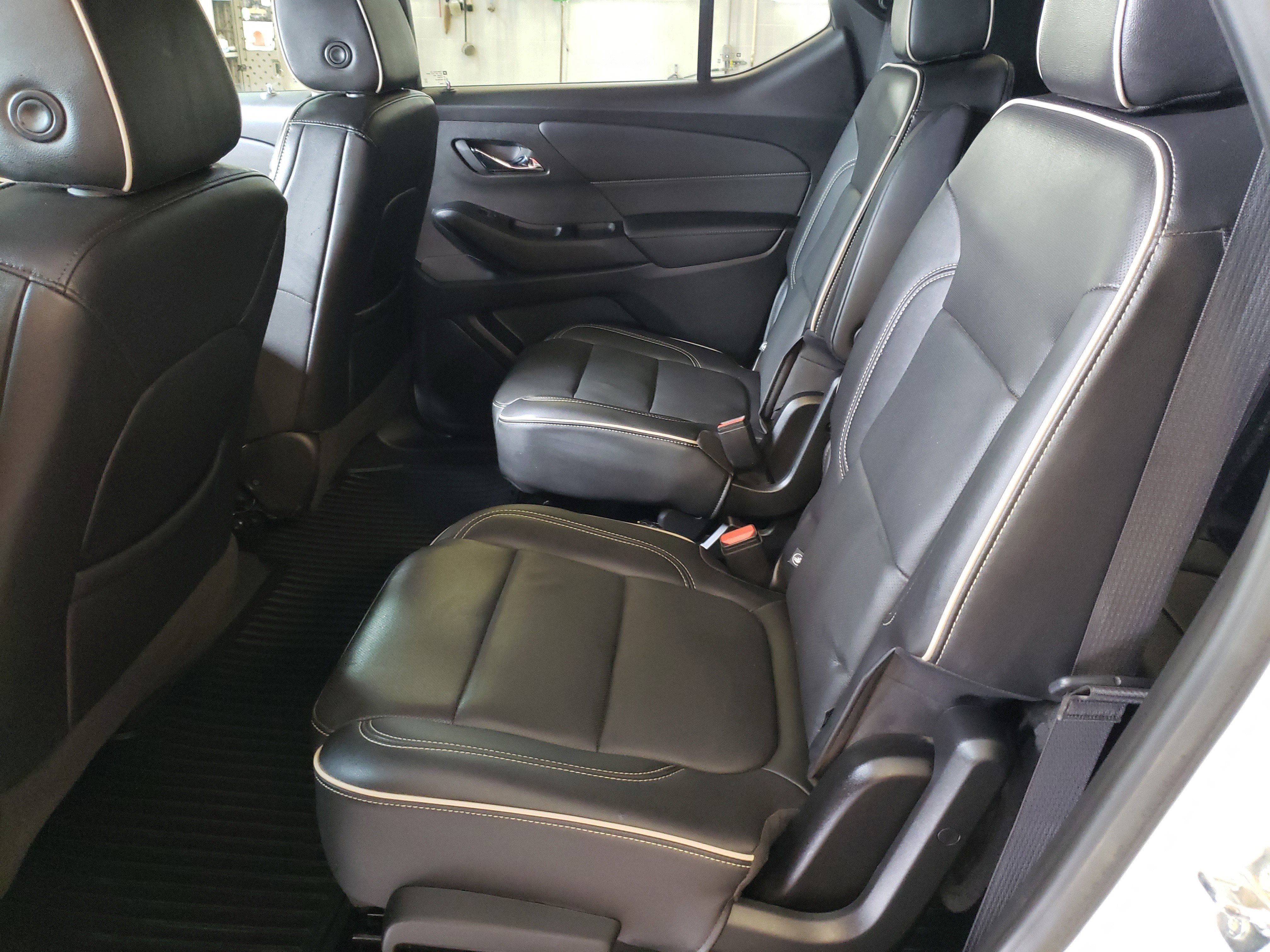 Certified 2022 Chevrolet Traverse Premier image 12