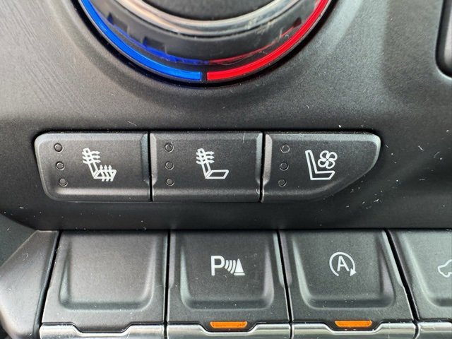 Used 2020 Chevrolet Silverado 1500 LTZ w/ LTZ Plus Package image 17