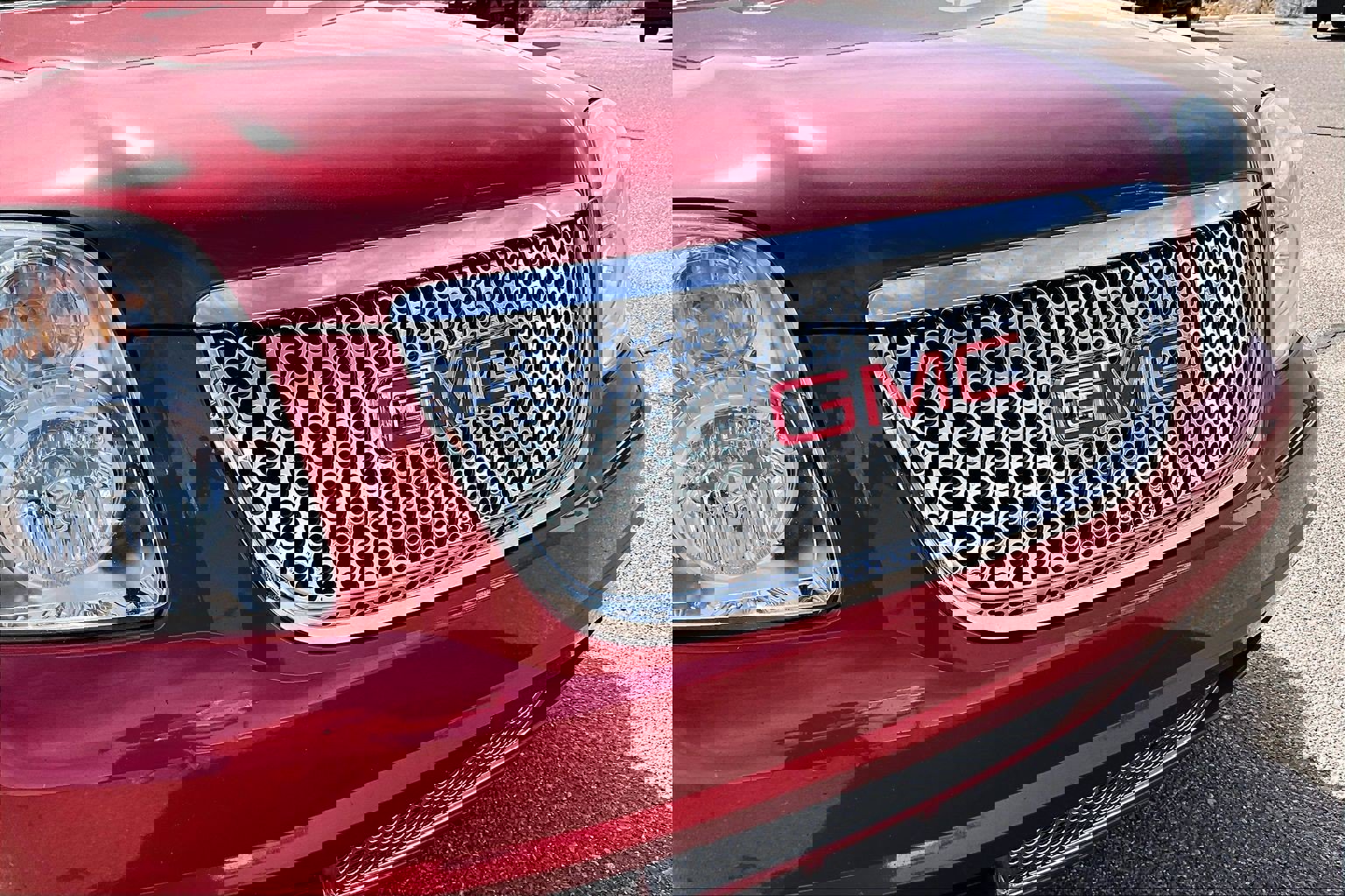 Used 2014 GMC Yukon XL Denali image 33