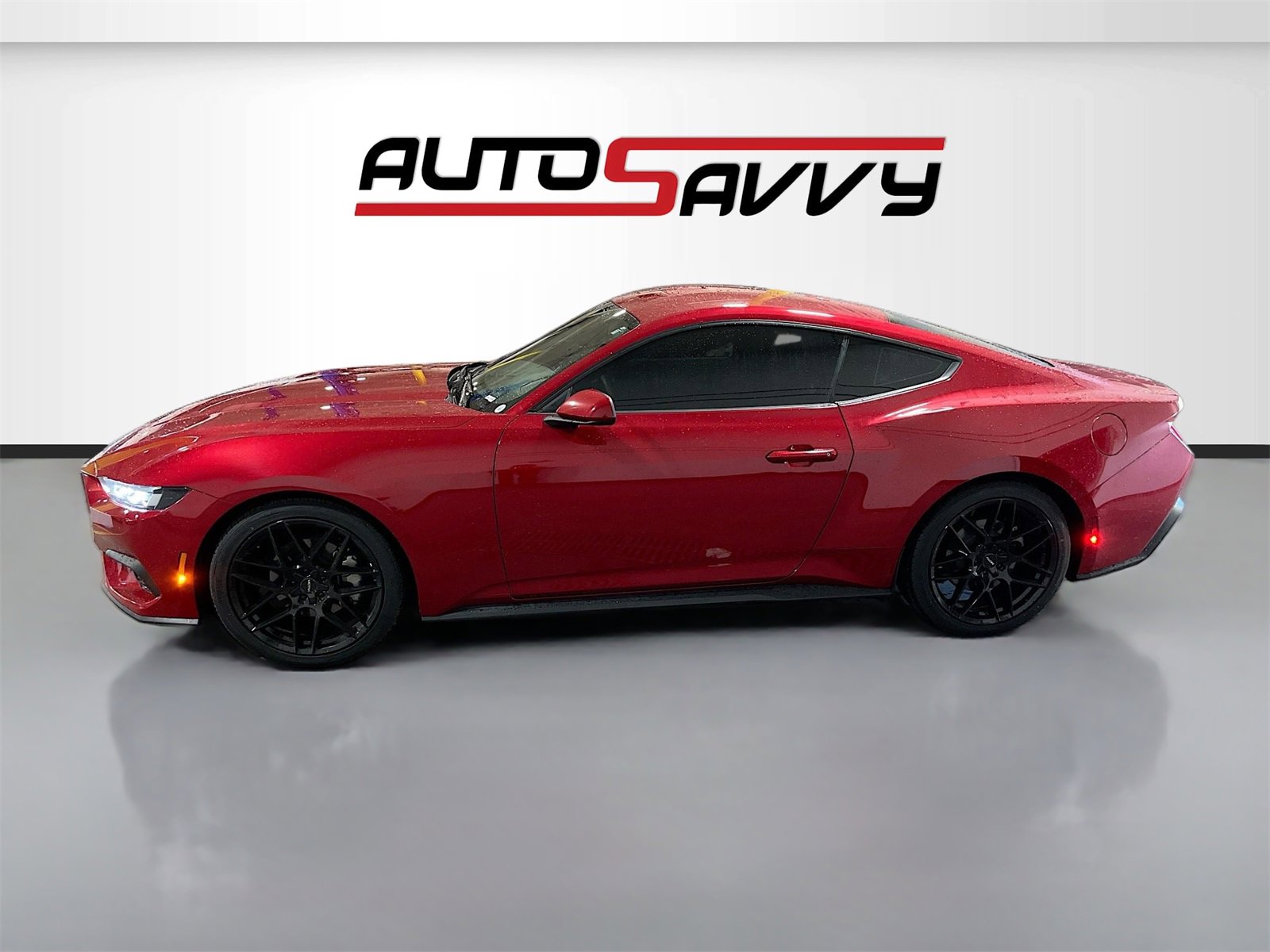 Used 2024 Ford Mustang Coupe image 4