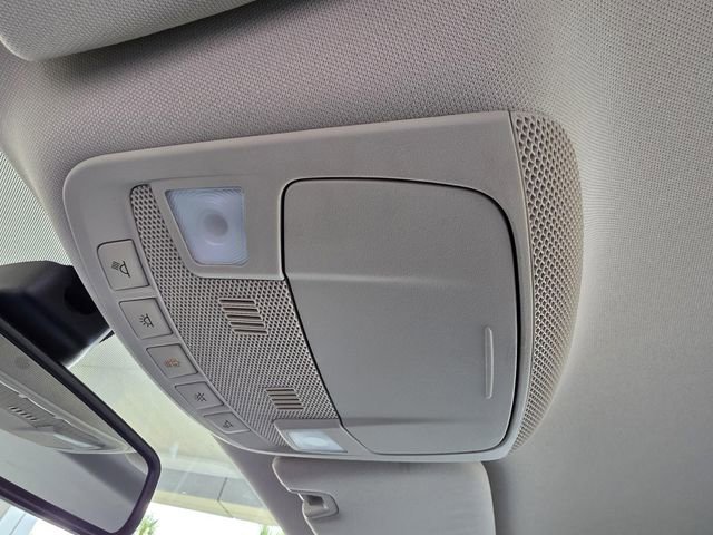 Used 2020 Ford Fusion SE w/ Fleet SE Value Package image 28
