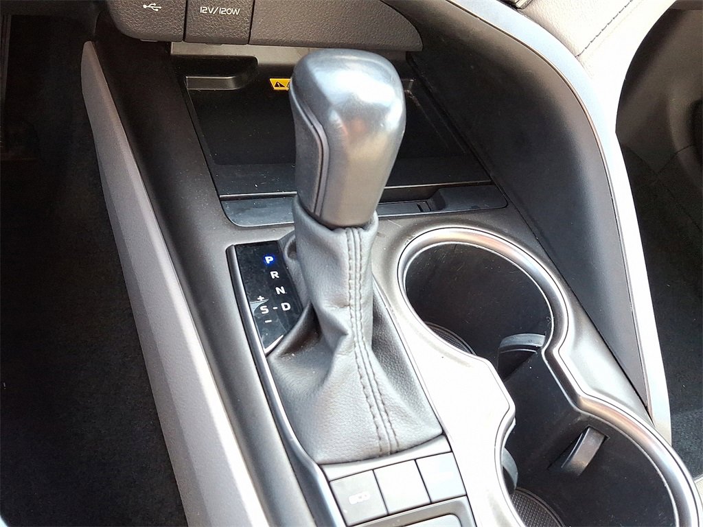 Used 2023 Toyota Camry XSE image 16