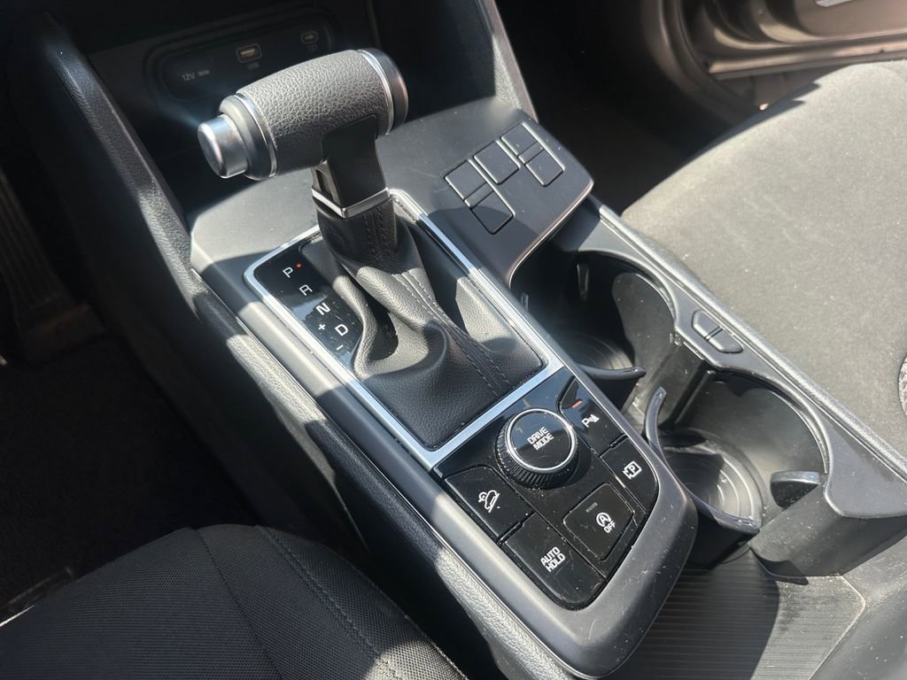 Used 2024 Kia Sportage LX image 18