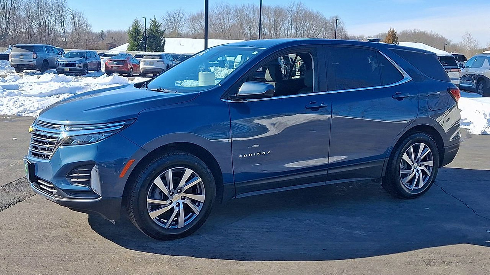 Certified 2024 Chevrolet Equinox LT w/ LPO, Floor Liner Package image 7