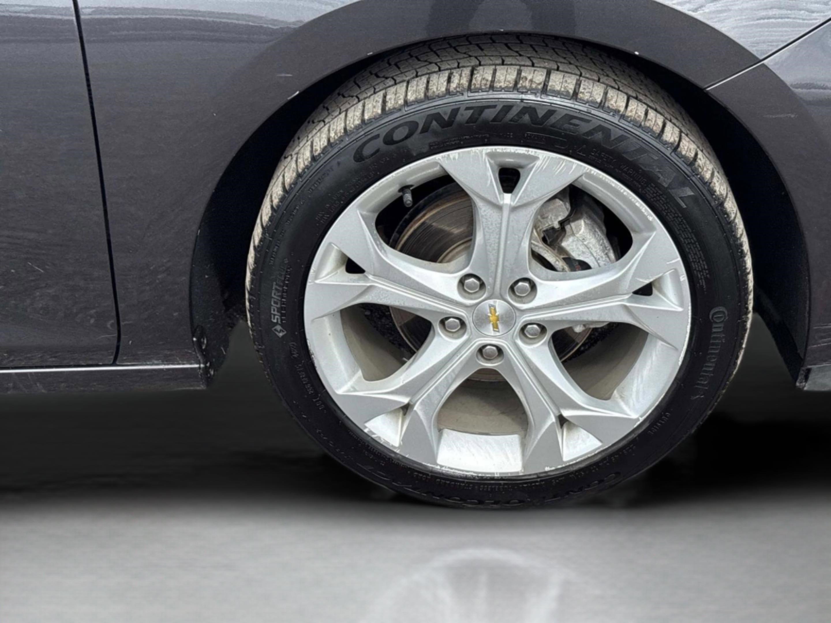 Used 2017 Chevrolet Cruze Premier image 9