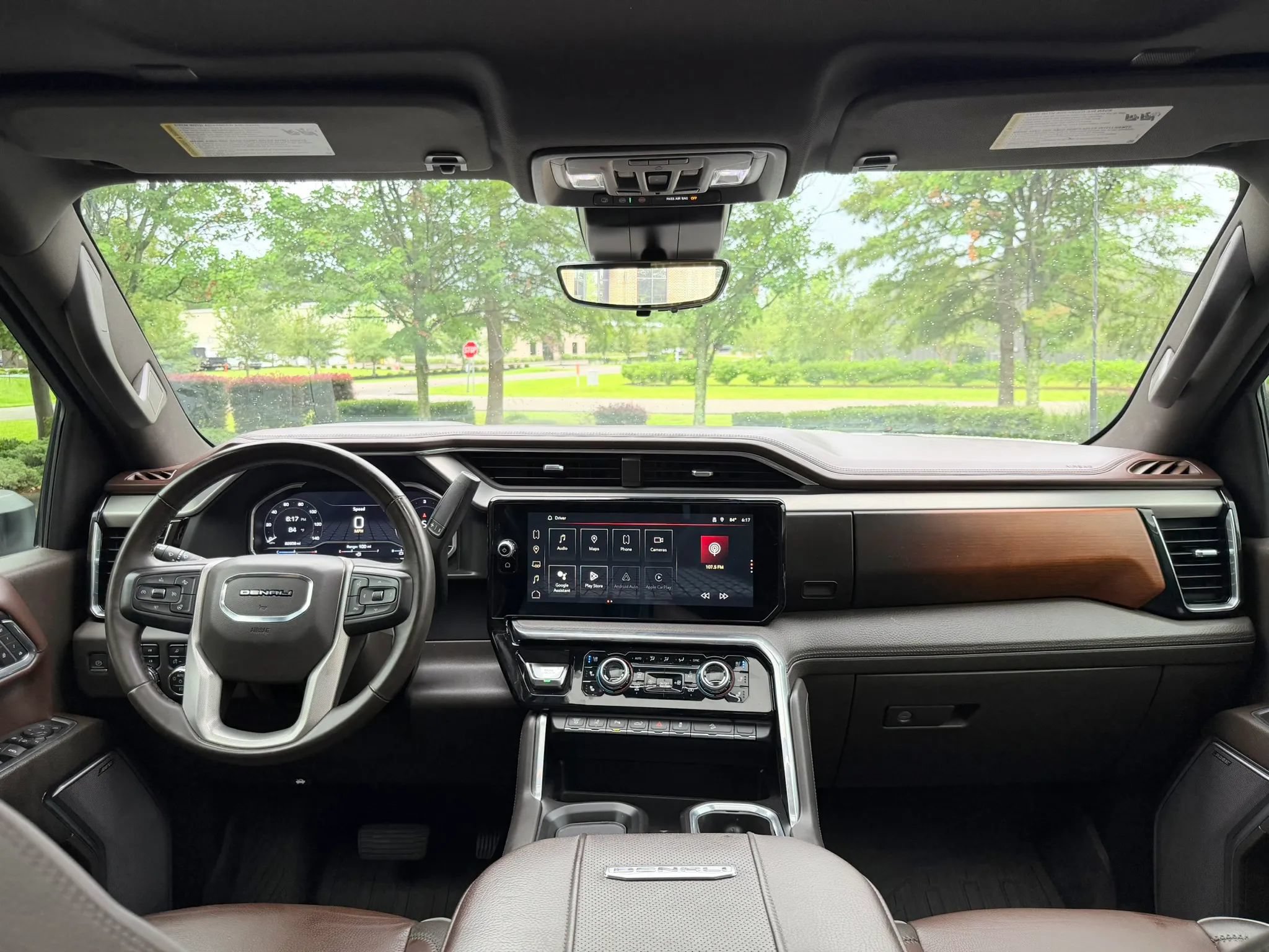 Used 2024 GMC Sierra 2500 Denali w/ Denali Reserve Package AWD/4WD image 33