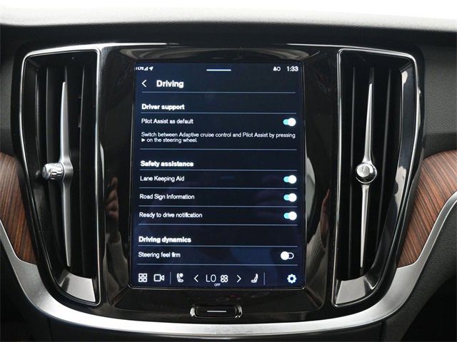 Used 2023 Volvo S60 B5 Plus w/ Climate Package image 17