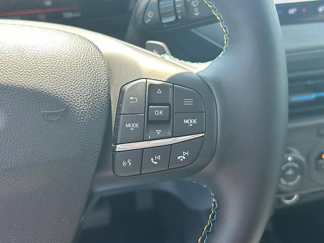 New 2025 Ford Maverick Lobo image 23