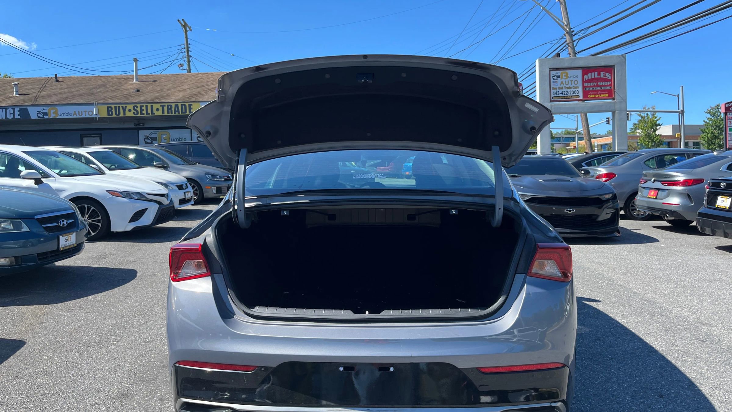 Used 2021 Kia K5 LXS image 12