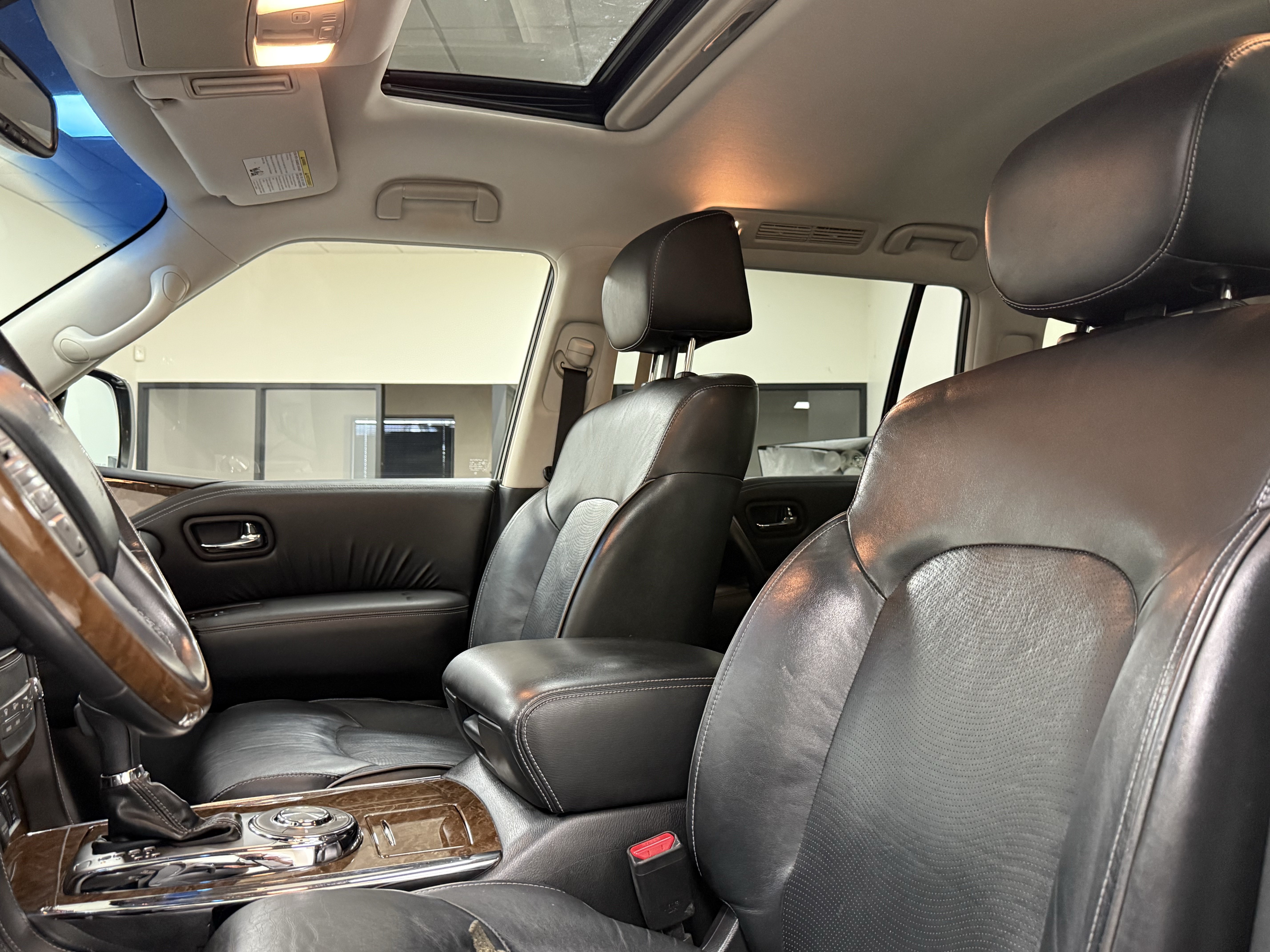 Used 2016 INFINITI QX80 2WD w/ 22" Wheel Package image 13