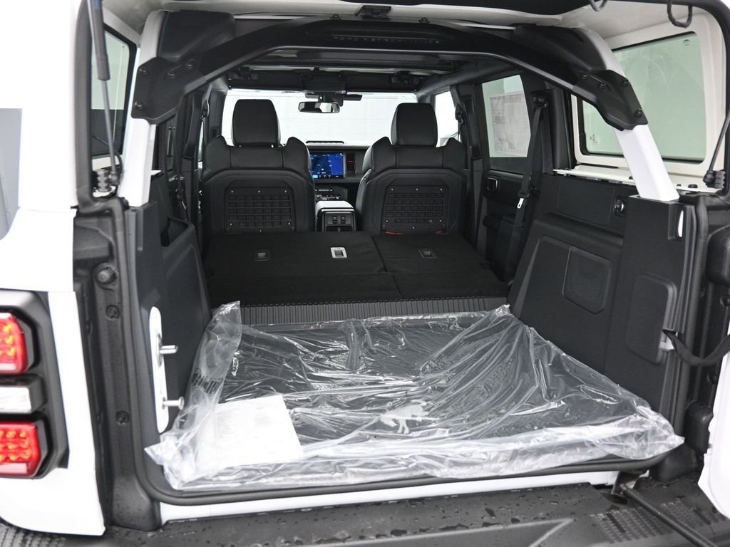 New 2025 Ford Bronco Raptor w/ Interior Carbon Fiber Pack image 25