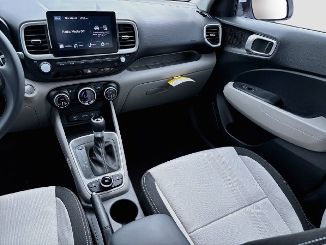 New 2026 Hyundai Venue SEL FWD image 23