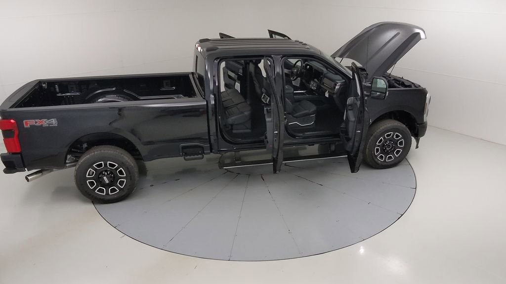 New 2025 Ford F350 Platinum w/ FX4 Off-Road Package image 47