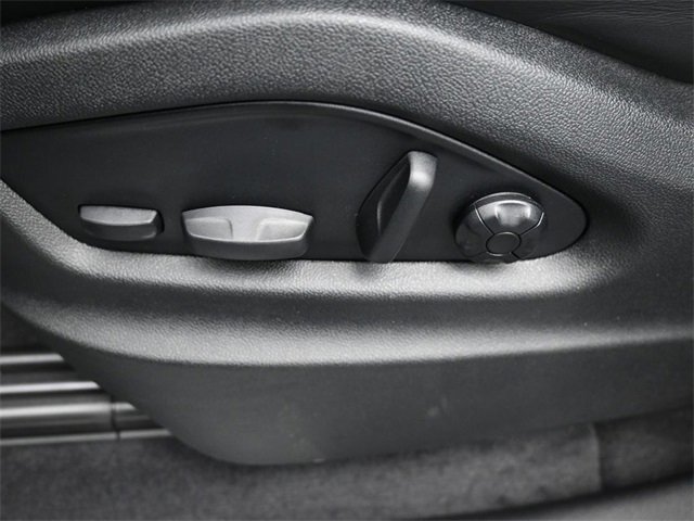 New 2025 Porsche Cayenne E-Hybrid image 9