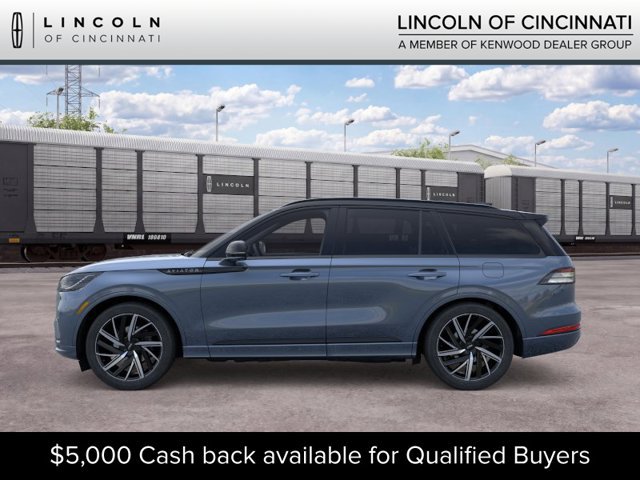 New 2026 Lincoln Aviator Black Label w/ Black Label Special Edition AWD/4WD image 3