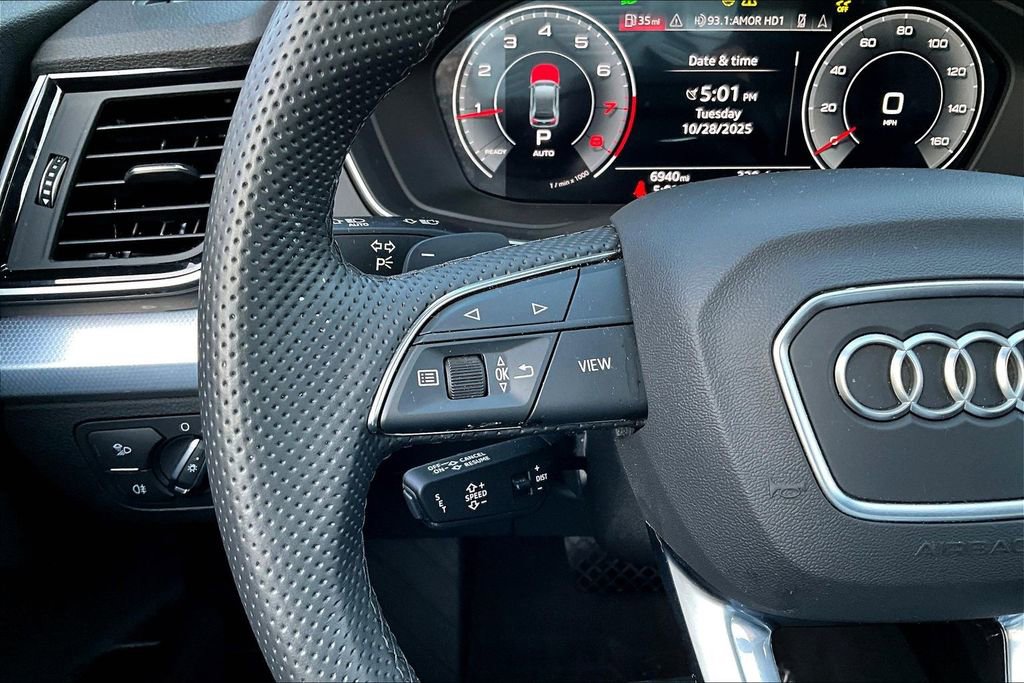 Certified 2025 Audi Q5 2.0T Premium Plus AWD/4WD image 11