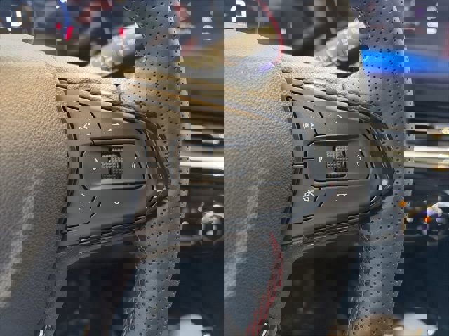 New 2026 Chevrolet Trax RS w/ Sunroof Package image 17