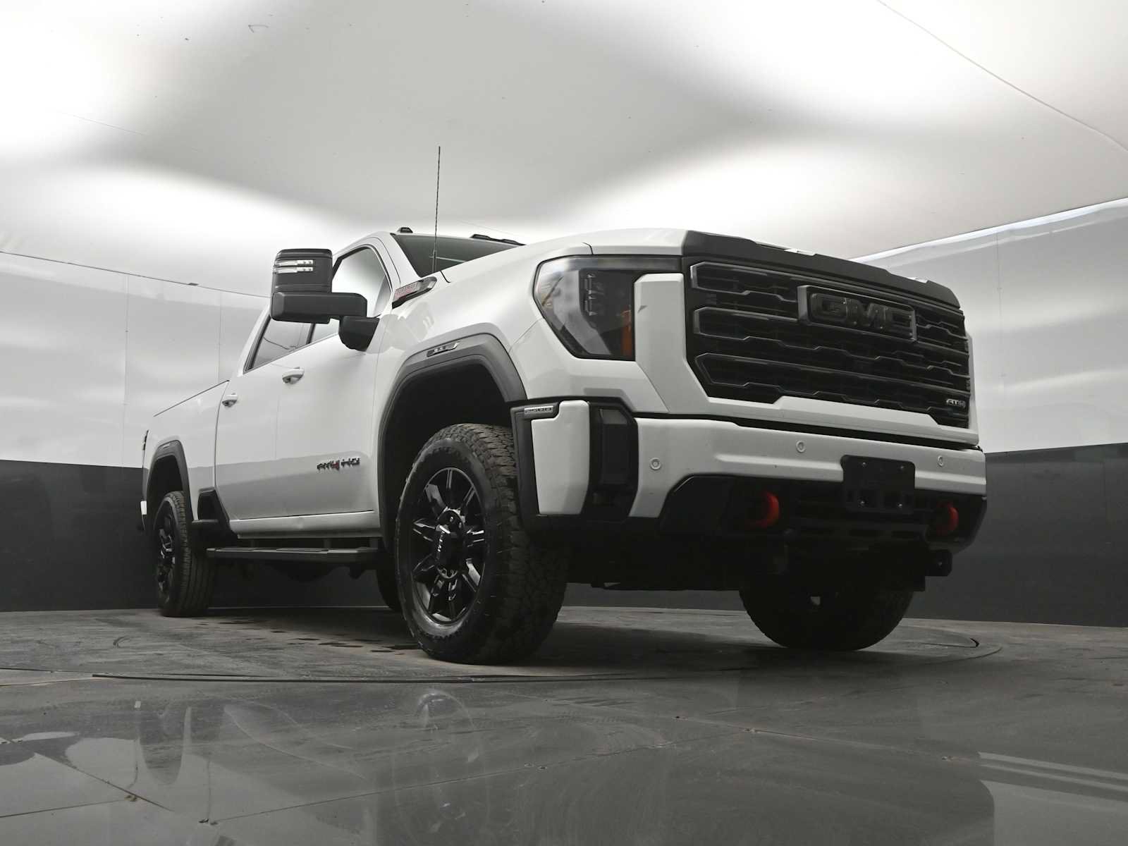 Used 2024 GMC Sierra 2500 AT4 w/ AT4 Preferred Package AWD/4WD image 35