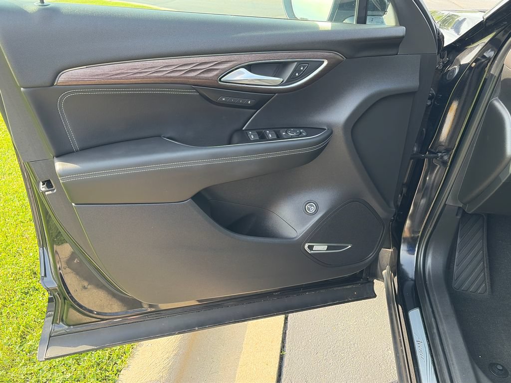 Certified 2023 Buick Envision Avenir AWD/4WD image 28