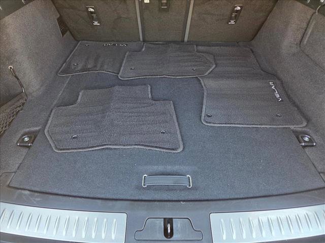 Used 2021 Land Rover Range Rover Velar R-Dynamic S image 6