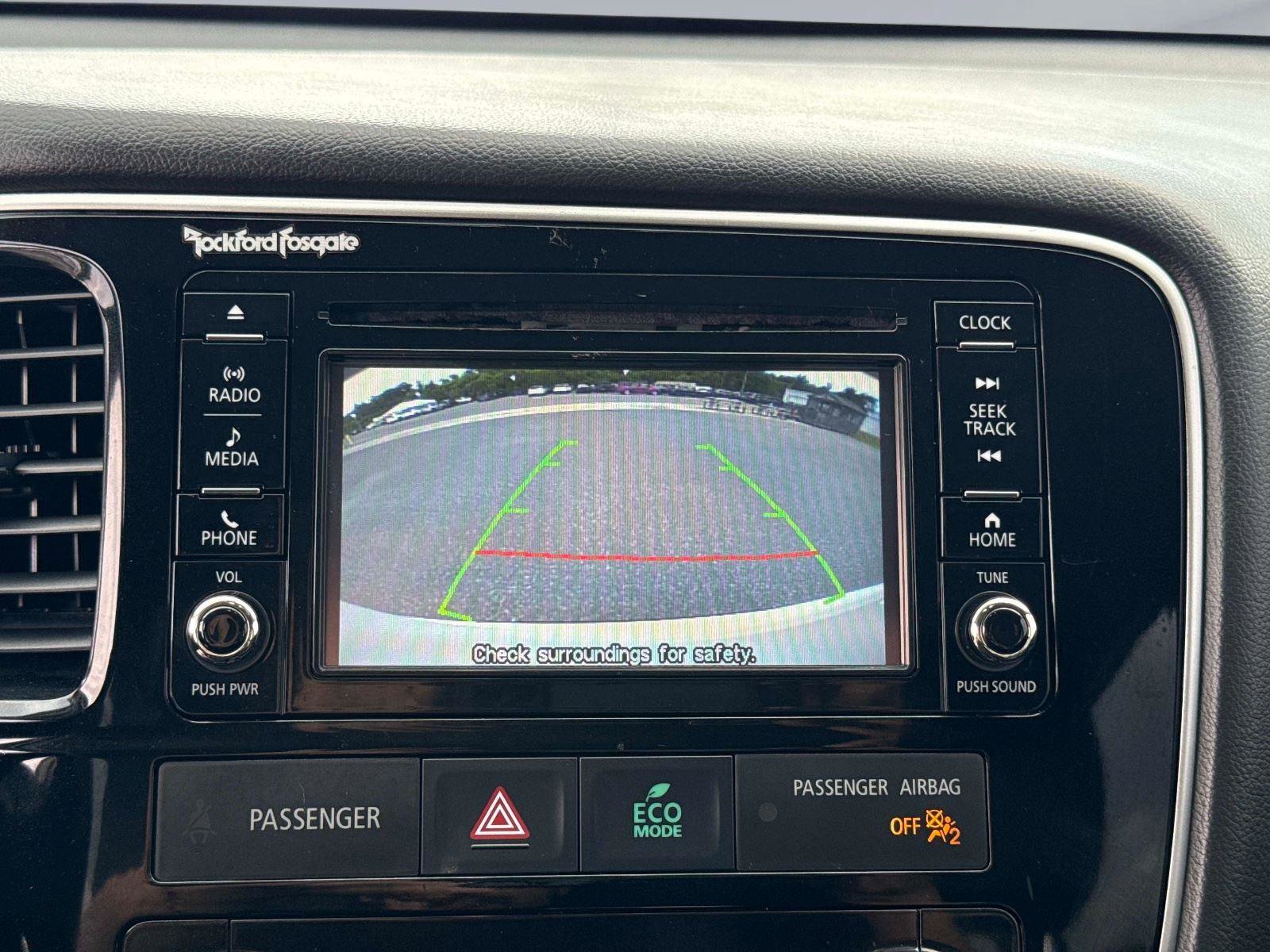 Used 2016 Mitsubishi Outlander SEL FWD image 23