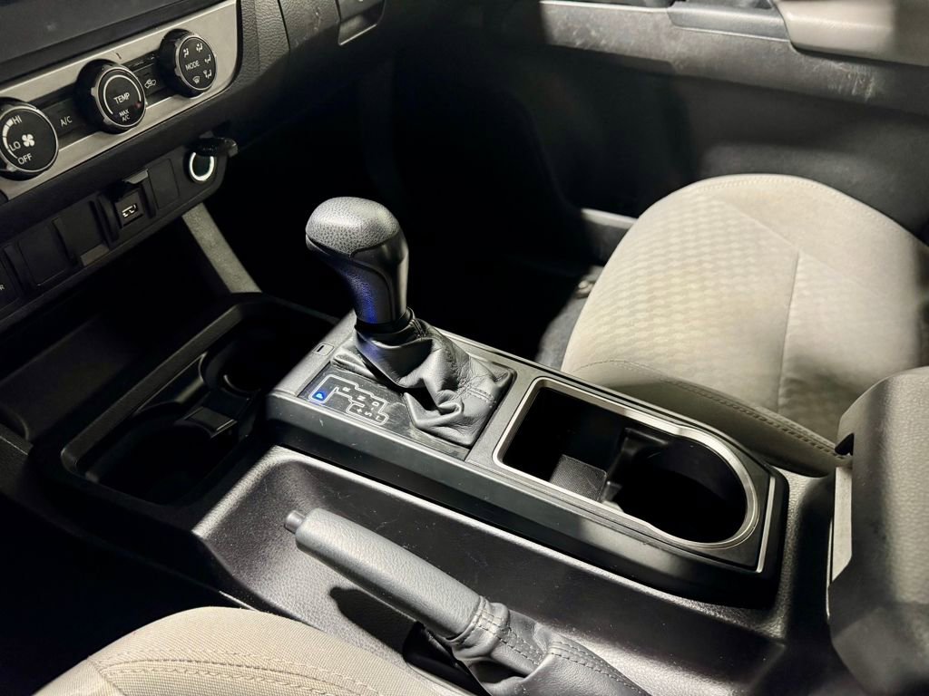 Used 2023 Toyota Tacoma SR image 21