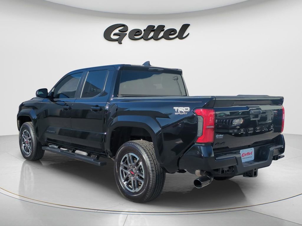 Used 2024 Toyota Tacoma TRD Sport image 7
