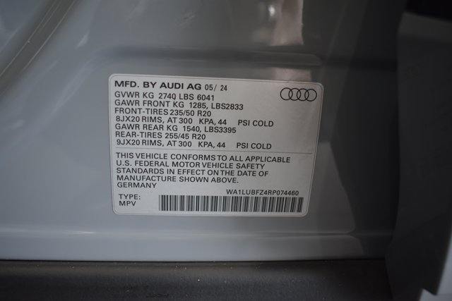 Used 2024 Audi Q4 e-tron Premium Plus AWD/4WD image 29