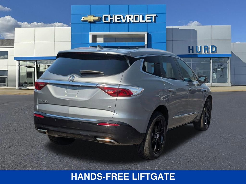 Used 2023 Buick Enclave Essence w/ Experience Buick Package image 4