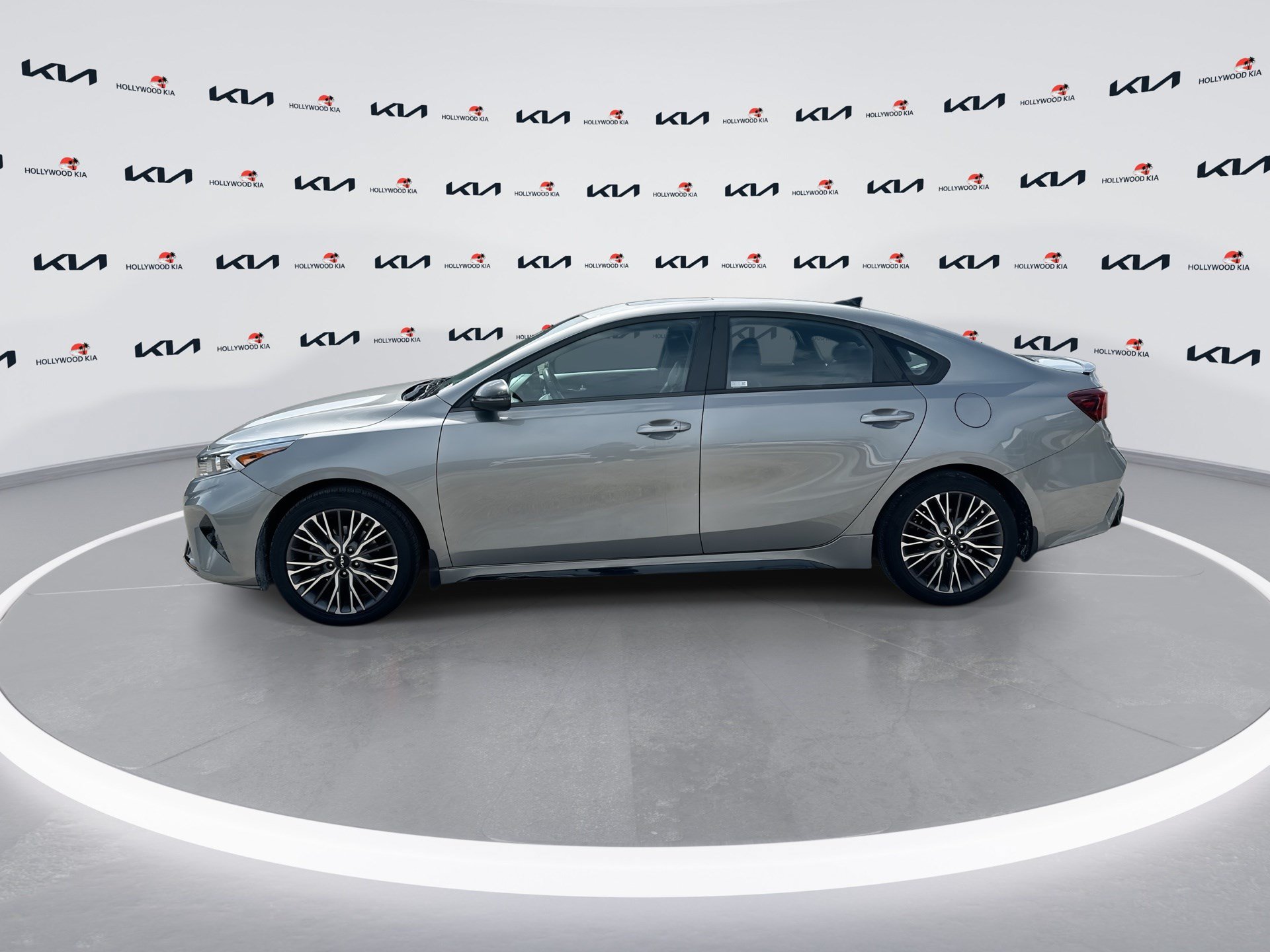 Certified 2022 Kia Forte GT-Line w/ GT-Line Premium Package FWD image 5