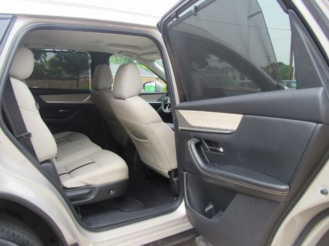 Used 2024 MAZDA CX-90 Plug-In Hybrid w/ Preferred AWD/4WD image 22