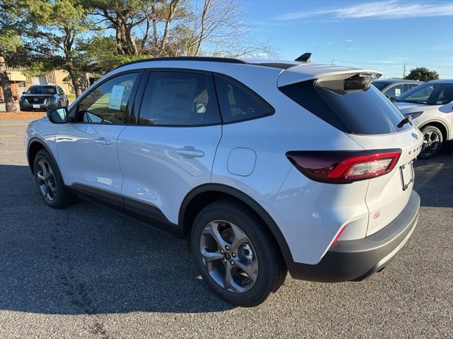 New 2026 Ford Escape ST-Line w/ Cold Weather Package image 5
