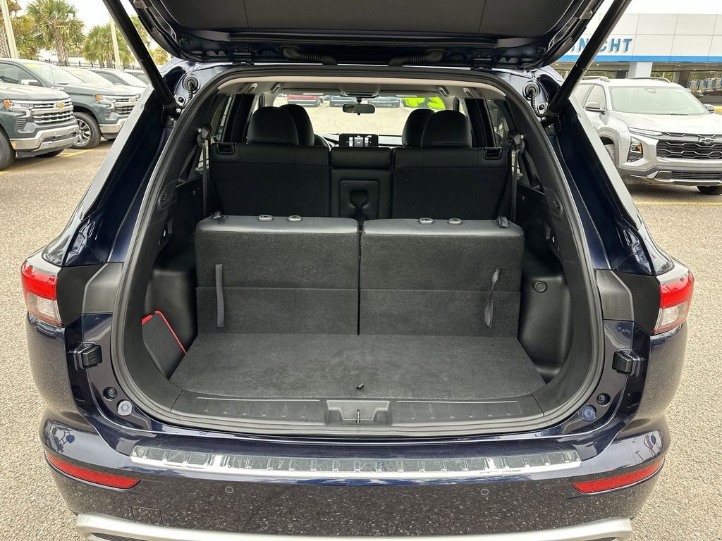Used 2024 Mitsubishi Outlander SE AWD/4WD image 24