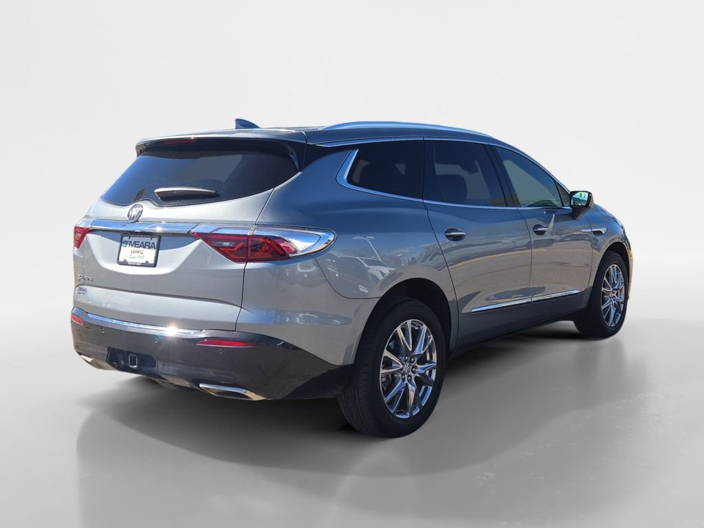 Used 2023 Buick Enclave Premium w/ Experience Buick Package image 6