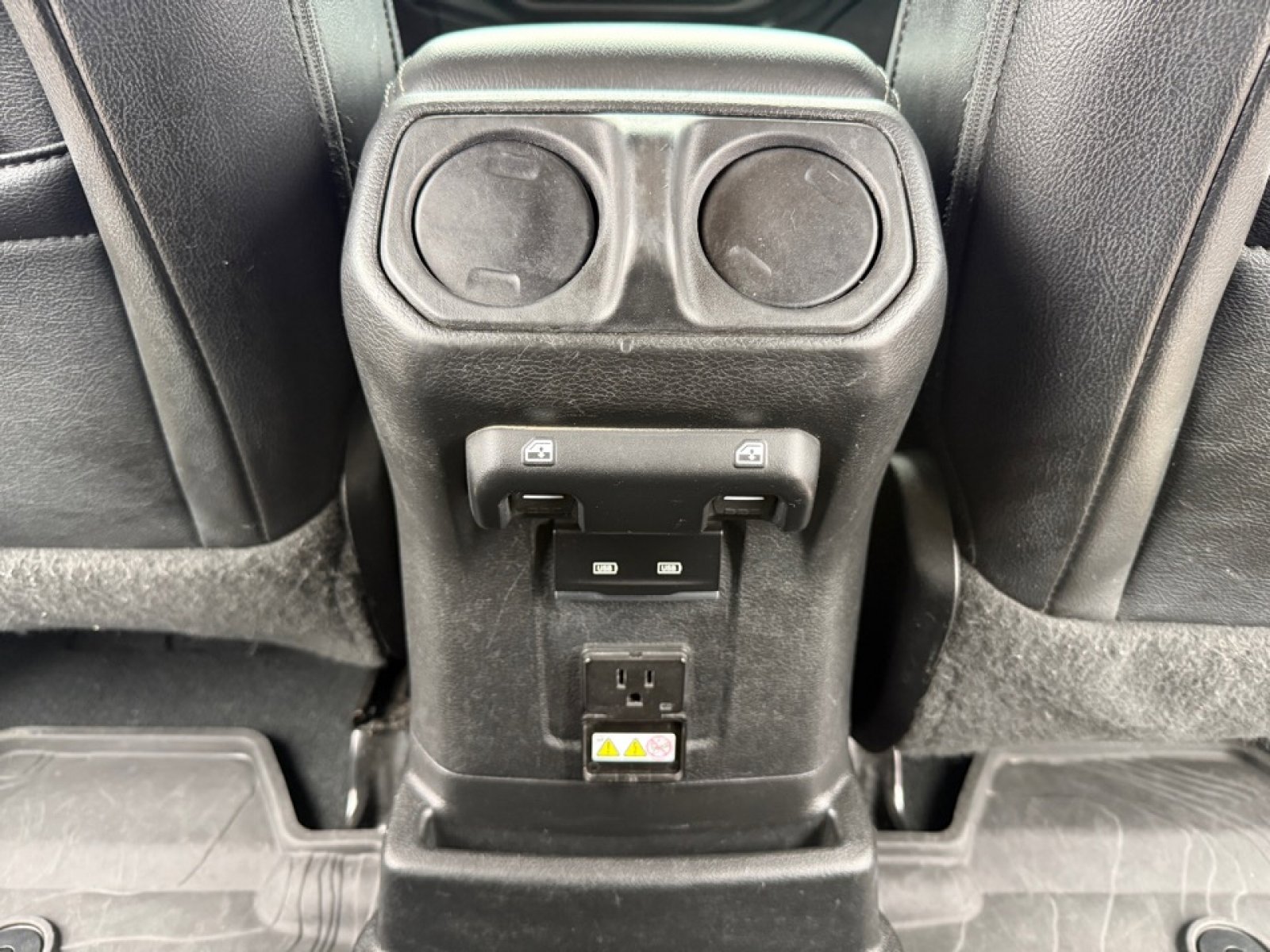 Used 2022 Jeep Wrangler Unlimited Sahara w/ Cold Weather Group image 35